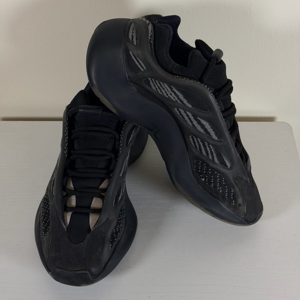 Adidas Yeezy Boost 700 V2 black sneakers